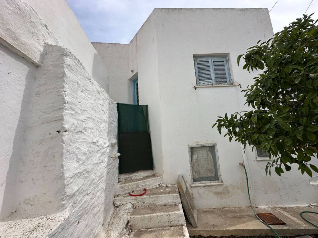 Eisodos katoikias 58,21 t.m. / Dytike opse