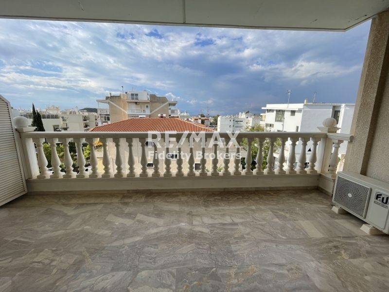 Θέα από μπαλκόνι