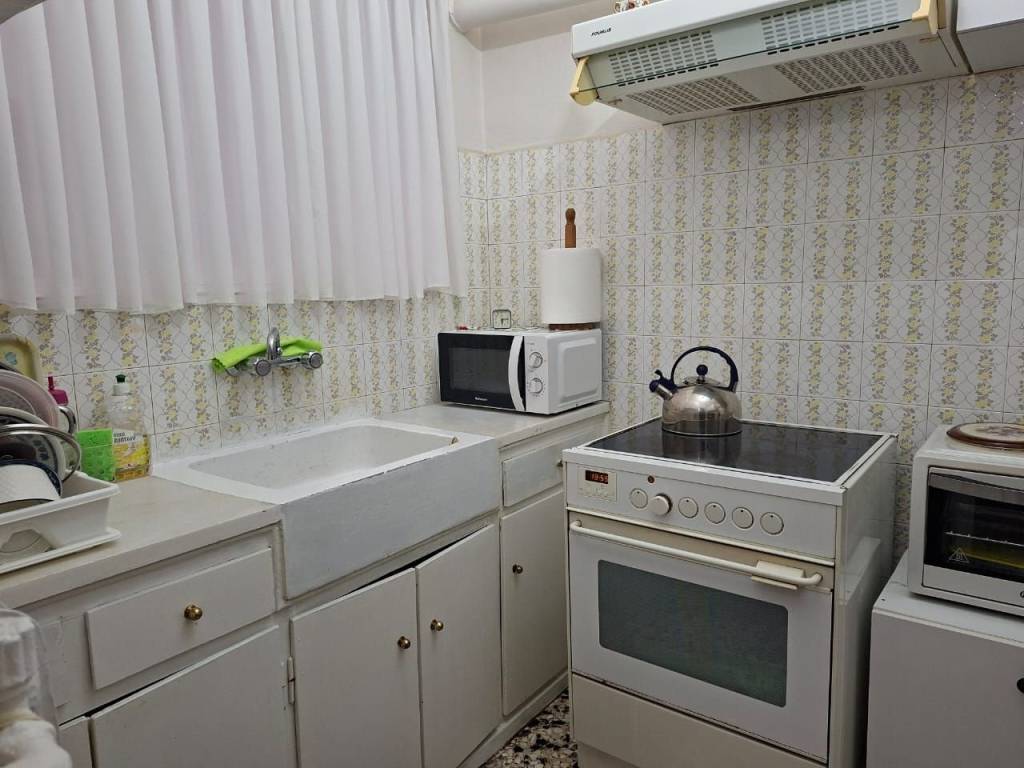 ΚΟΥΖΙΝΑ ΚΛΕΙΣΤΟΥ ΤΥΠΟΥ