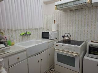 ΚΟΥΖΙΝΑ ΚΛΕΙΣΤΟΥ ΤΥΠΟΥ