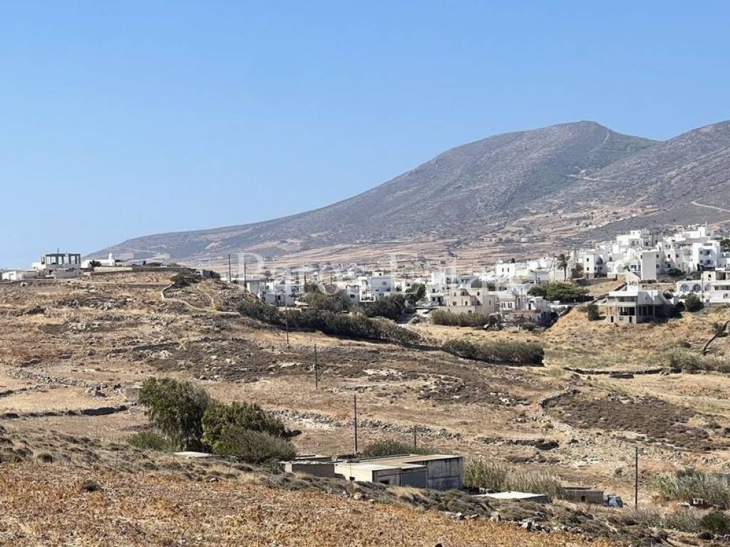 Θέα από το αγροτεμάχιο