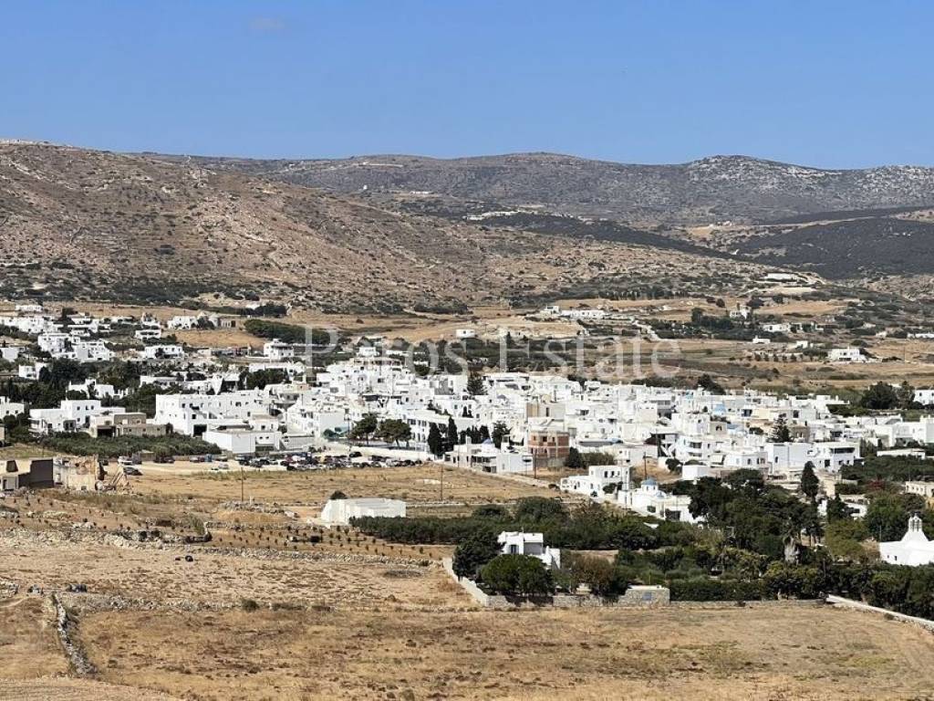 Θέα από το αγροτεμάχιο