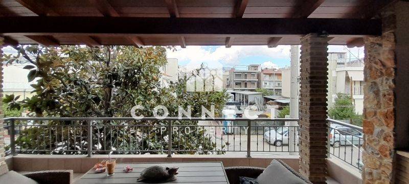 Θέα από μπαλκόνι