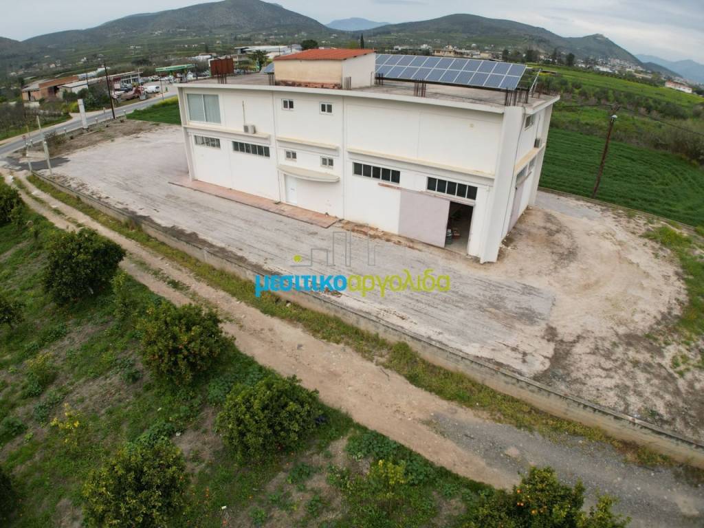 Εσωτερικοι χώροι