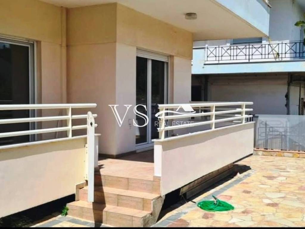 Θέα απο μπαλκόνι