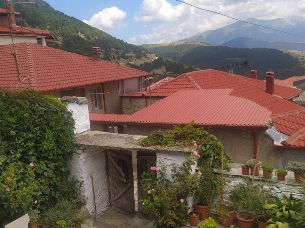 Μονοκατοικία προς πώληση στο Λιβάδι Ολύμπου.