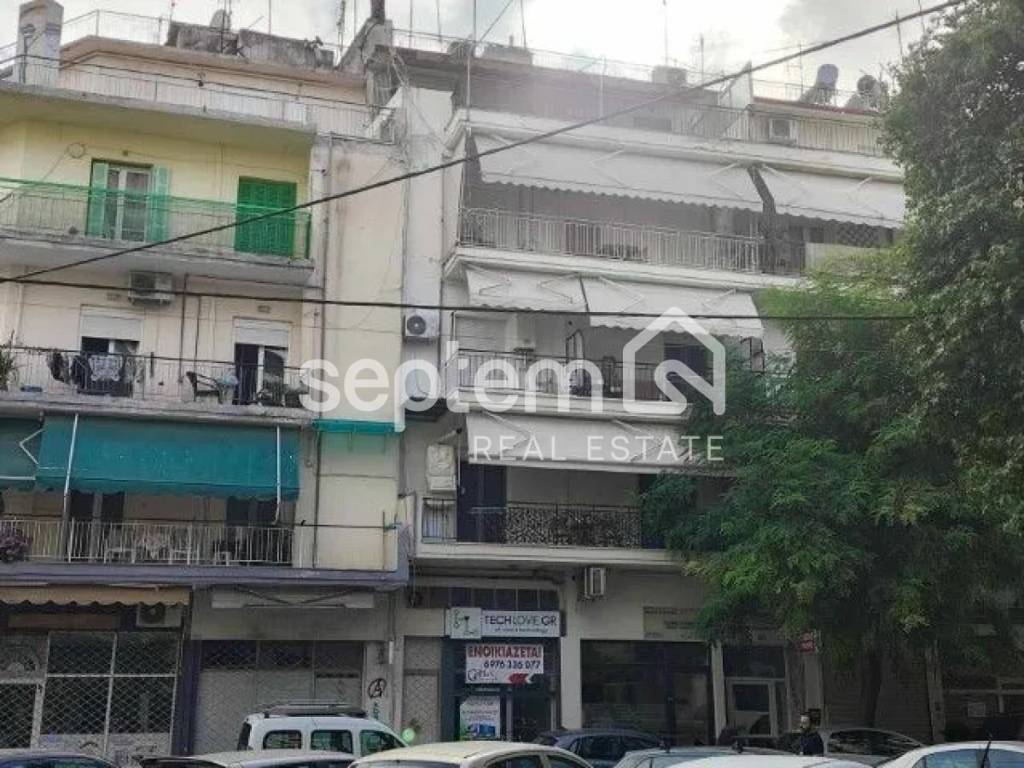 Θέα από μπαλκόνι