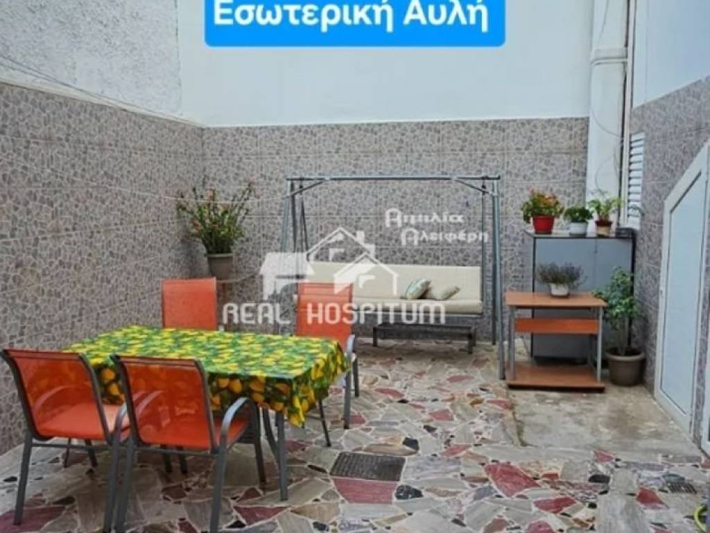 Θέα από μπαλκόνι