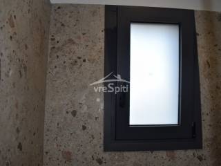 ΠΑΡΑΘΥΡΟ ΛΟΥΤΡΟΥ