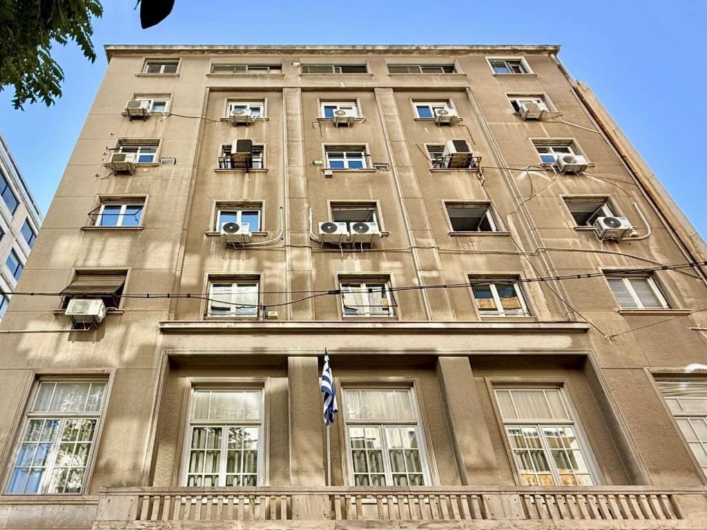 platia_karitsi_commercial_office_for_rent