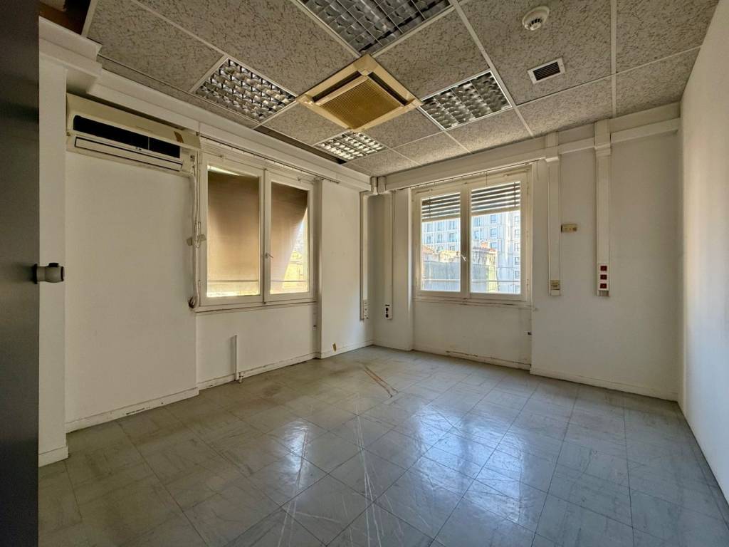 platia_karitsi_commercial_office_for_rent