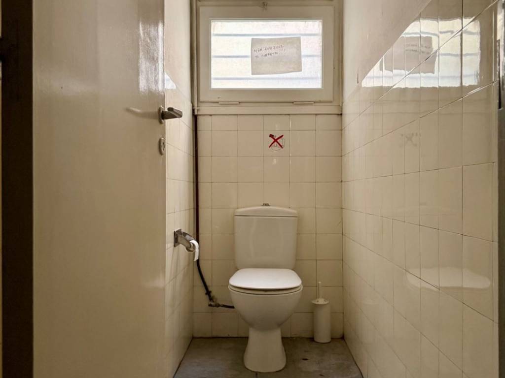 platia_karitsi_commercial_office_for_rent