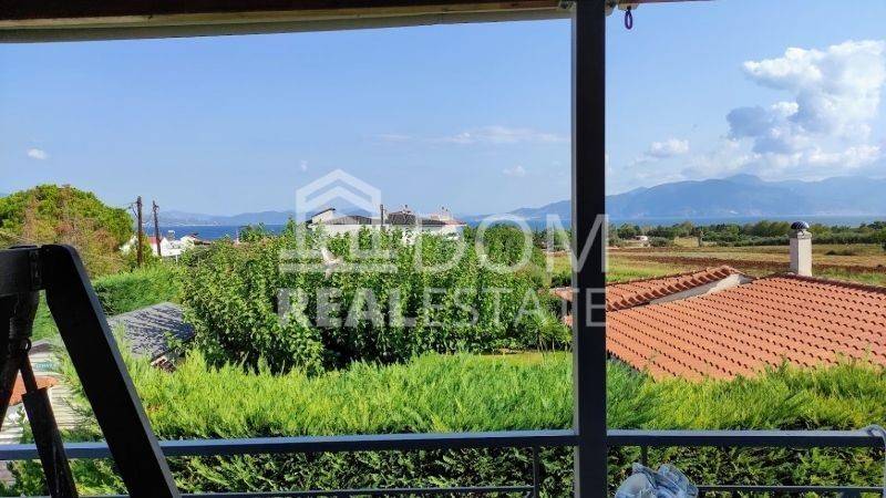 Θέα από μπαλκόνι