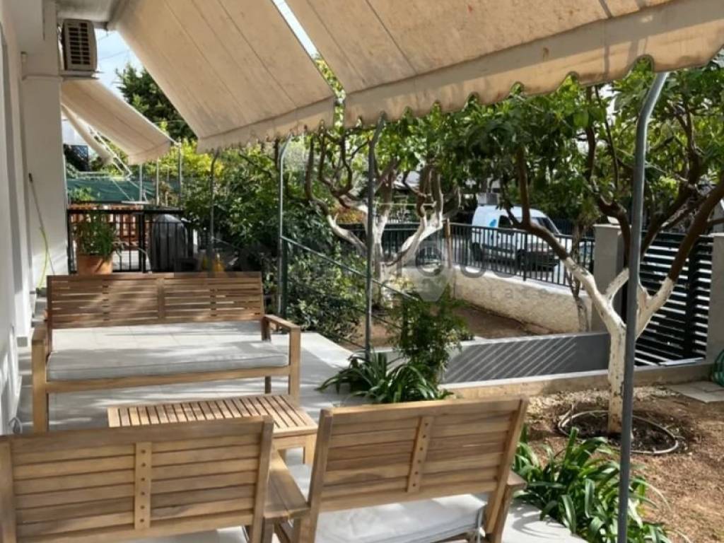 Θέα από μπαλκόνι