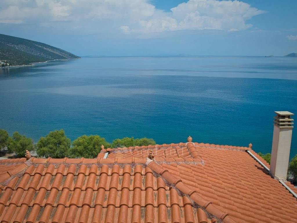 Θέα από μπαλκόνι