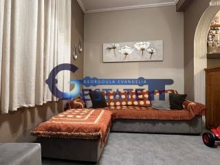 Σαλοκουζίνα,Ισόγειο διαμέρισμα