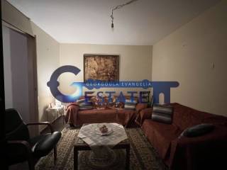 Σαλόνι,Διαμέρισμα 1ος