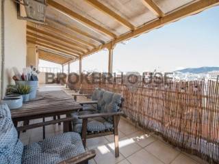 Θέα από μπαλκόνι