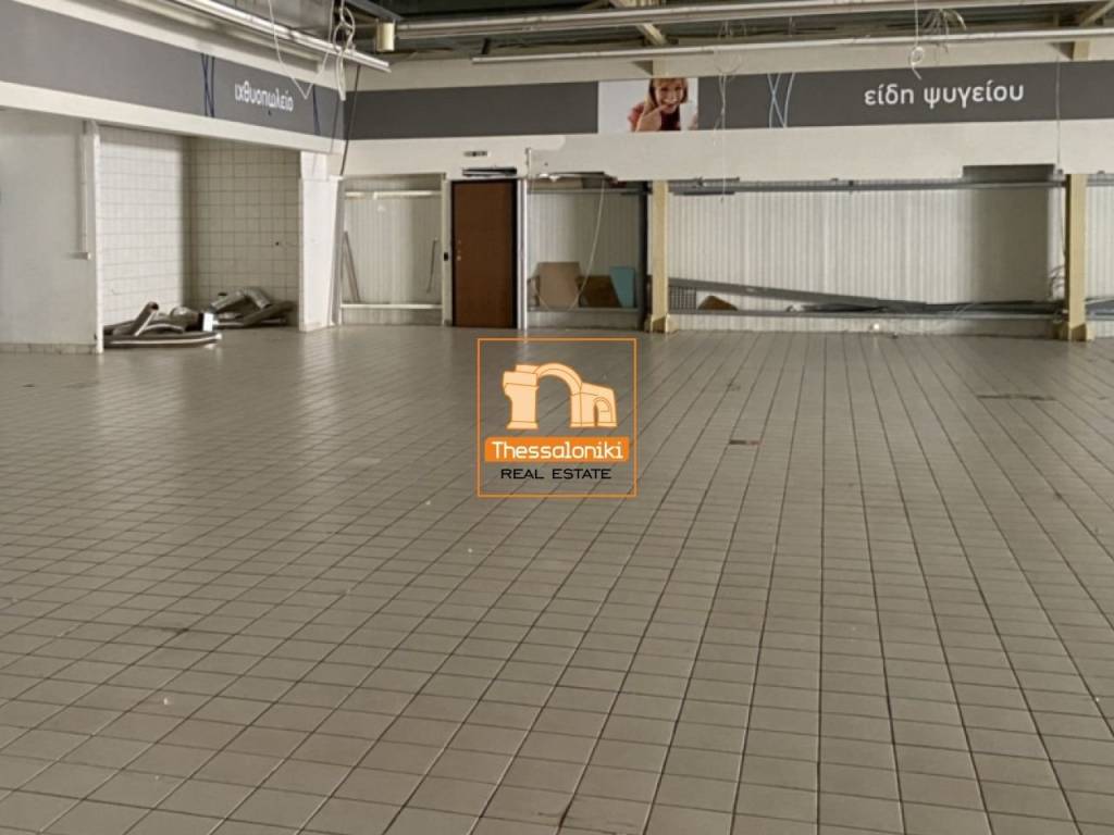 ΒΙ. ΠΑ. Ωραιοκάστρου, Κατάστημα