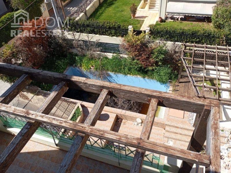 Θέα από μπαλκόνι