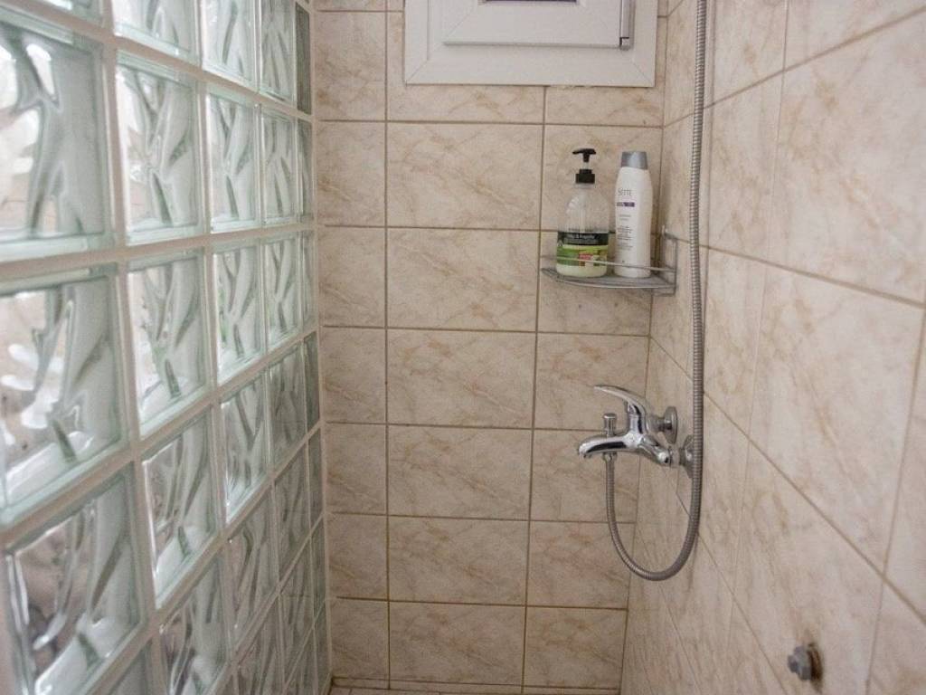 Forumland Real Estate, Μπάνιο