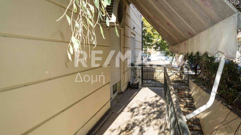 Θέα από μπαλκόνι