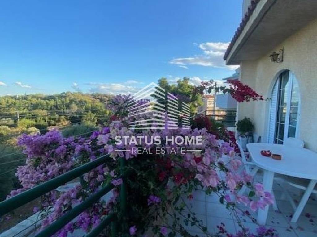 Θέα από μπαλκόνι