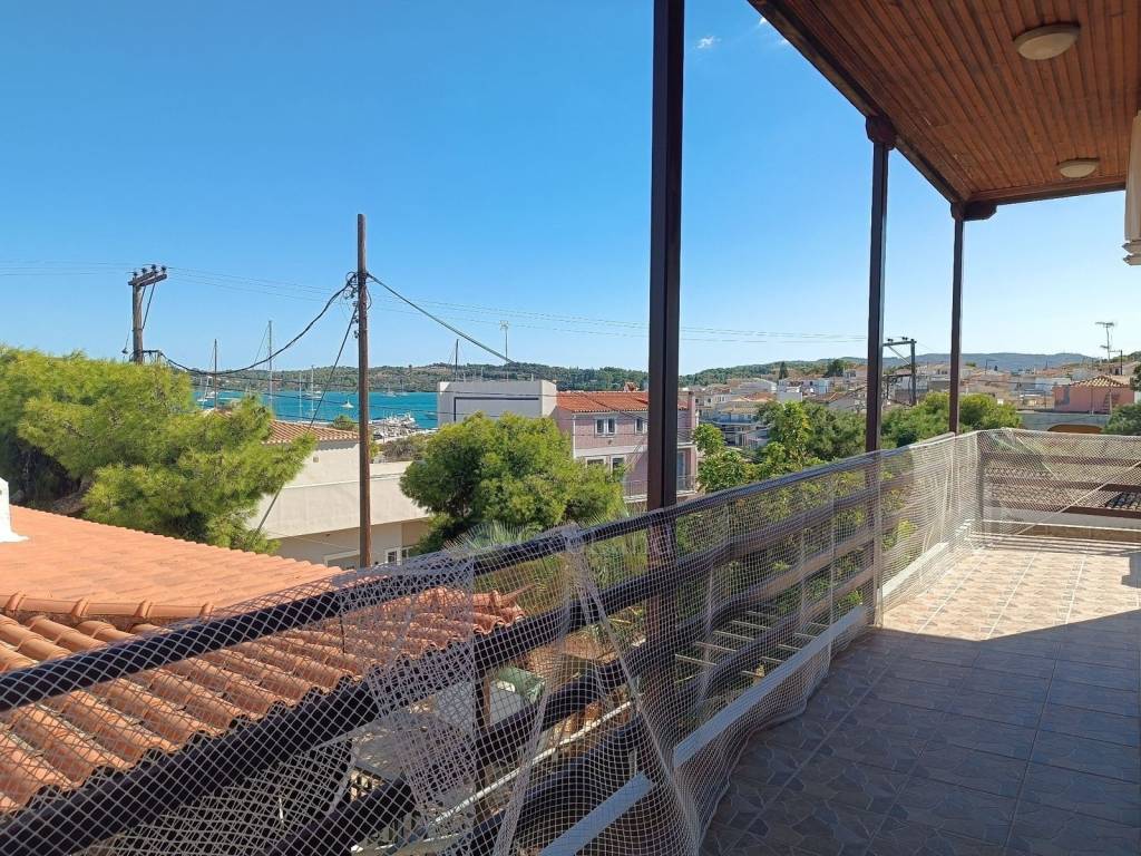 Θέα από μπαλκόνι