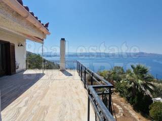 Βεράντα με θέα θάλασσα