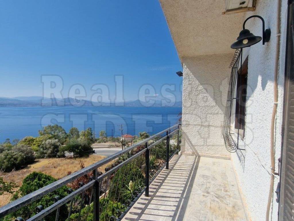 Βεράντα νε θέα θάλασσα