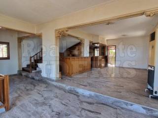 Σαλόνι κουζίνα