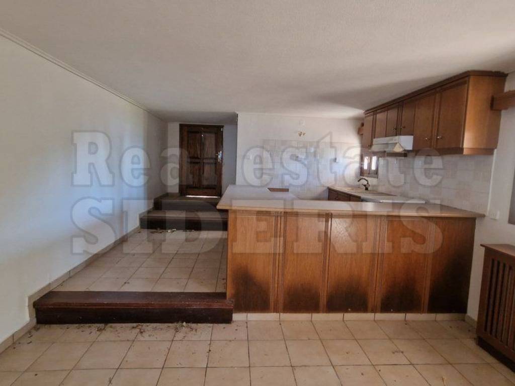 Ημιυπόγειο κουζίνα