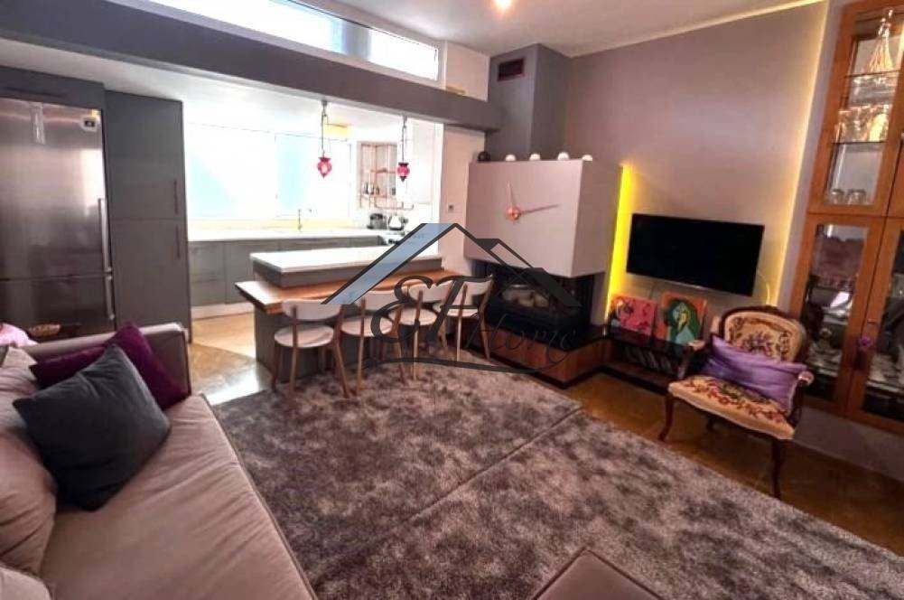 Ενιαίος χώρος κουζίνα-σαλόνι