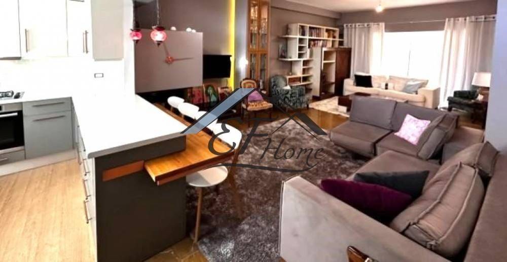 Ενιαίος χώρος κουζίνα-σαλόνι