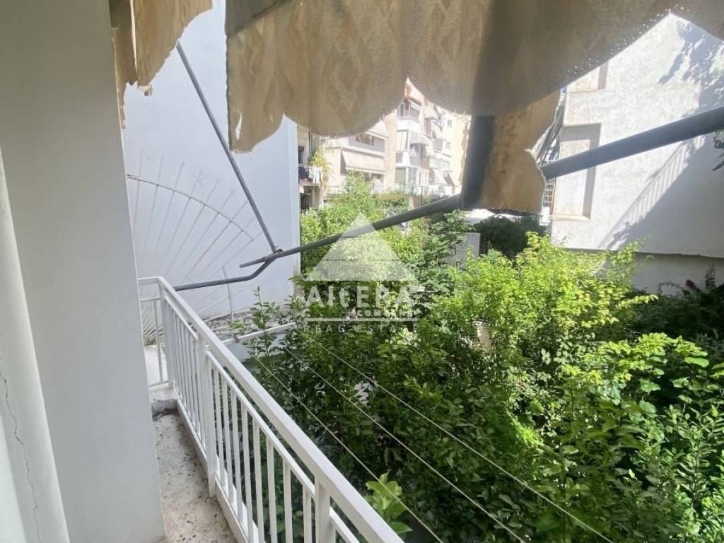 Θέα από μπαλκόνι