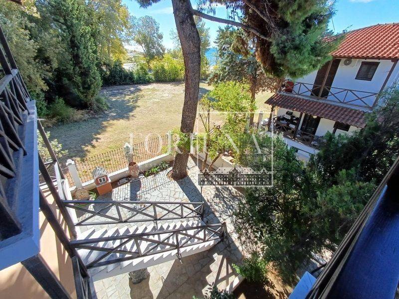 Θέα από μπαλκόνι