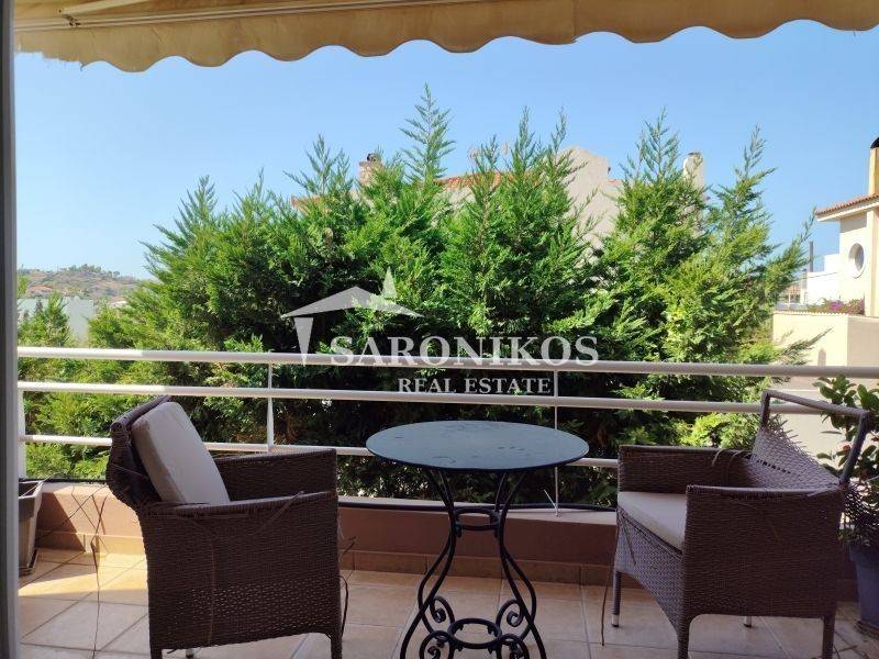 Θέα από μπαλκόνι