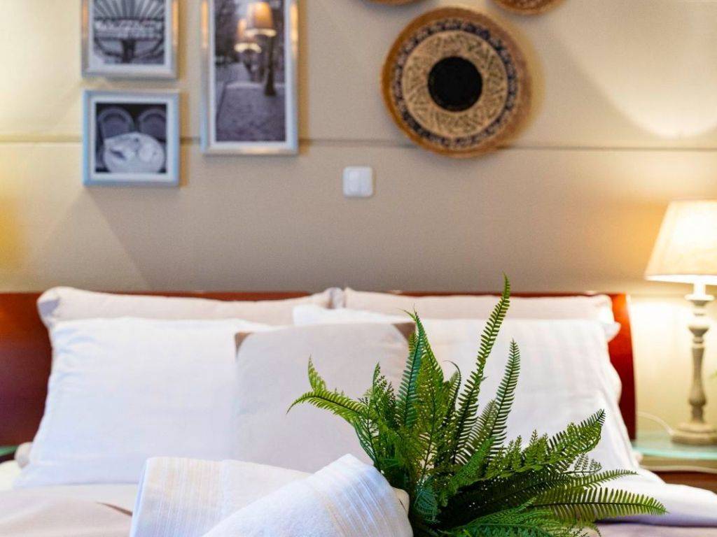 ΤΗΛΕΦΩΝΟ ΕΠΙΚΟΙΝΩΝΙΑΣ : 2310765495 // 6981242542  ΚΑΡΑΟΥΛΑΝΗ