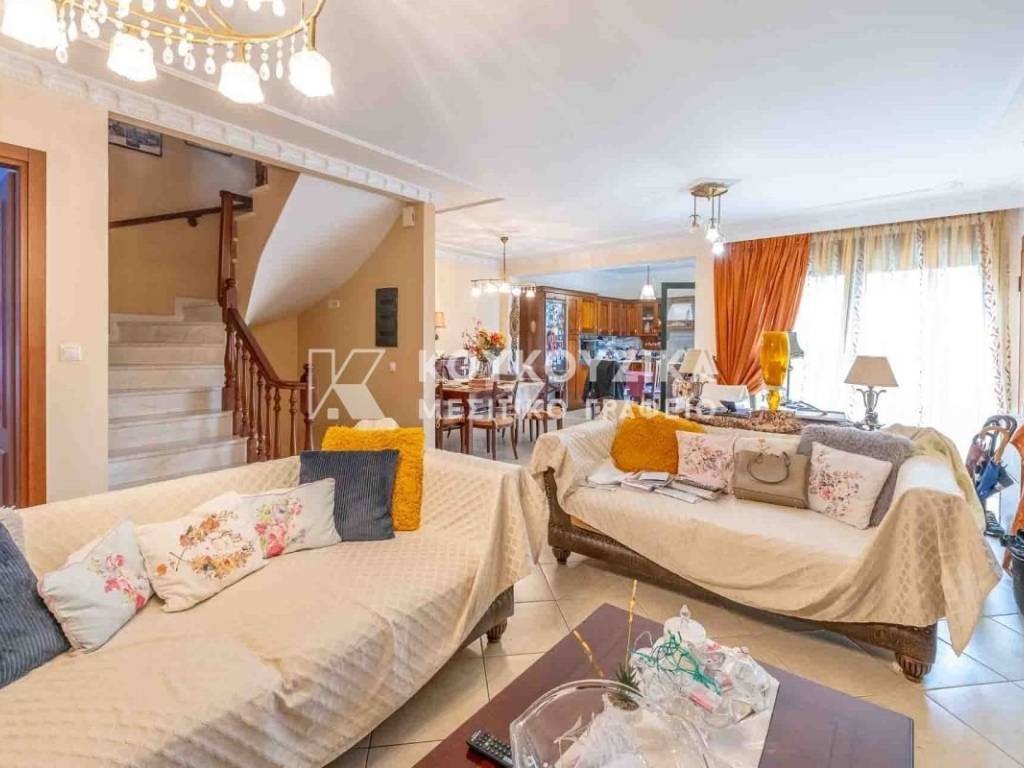 Σαλοκουζίνα