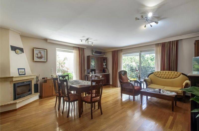 saloni-energeiako-tzaki-vrylisia-8-5194.jpg	Σαλόνι με ενεργε