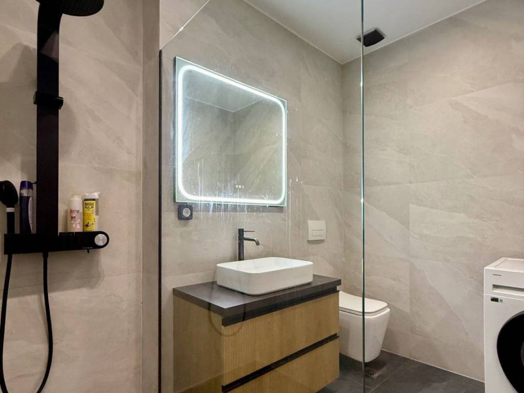 exarcheia_residential_apartment_for_rent