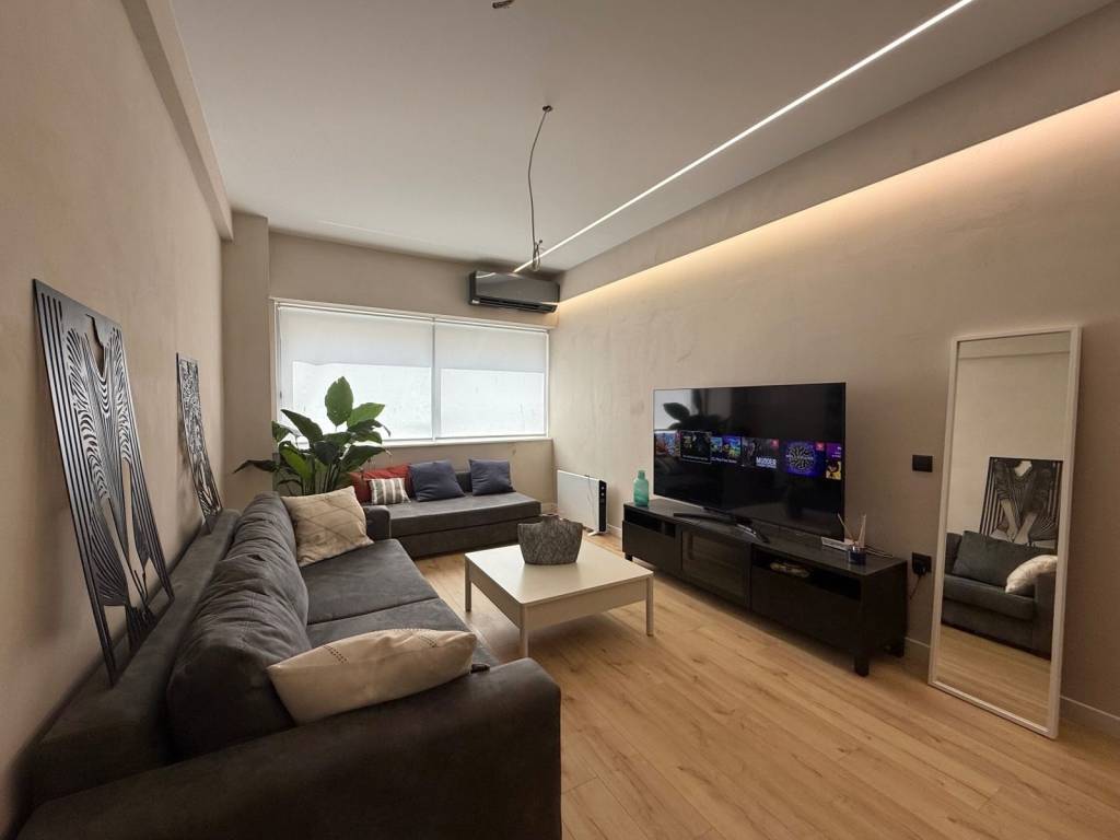 exarcheia_residential_apartment_for_rent