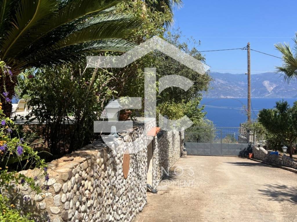 Θέα από μπαλκόνι