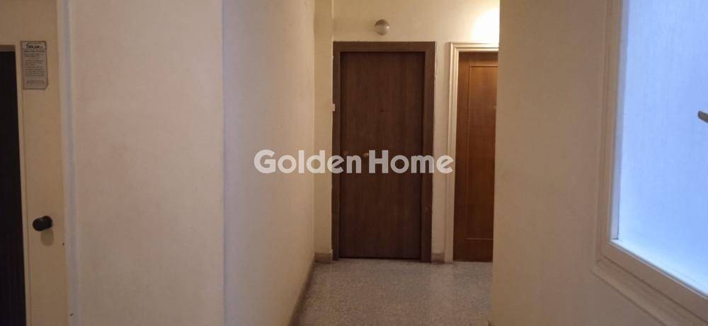 Χολ - Διάδρομος