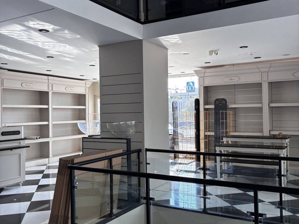 Εσωτερικοι χώροι