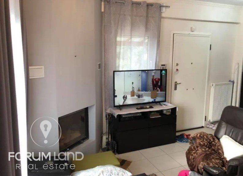 Forumland Real Estate, Σαλόνι με τζάκι