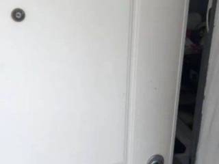 Forumland Real Estate, Θωρακισμένη πόρτα