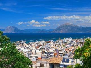 Η ΠΟΛΗ ΤΗΣ ΠΑΤΡΑΣ ΑΠΟ ΨΗΛΑ