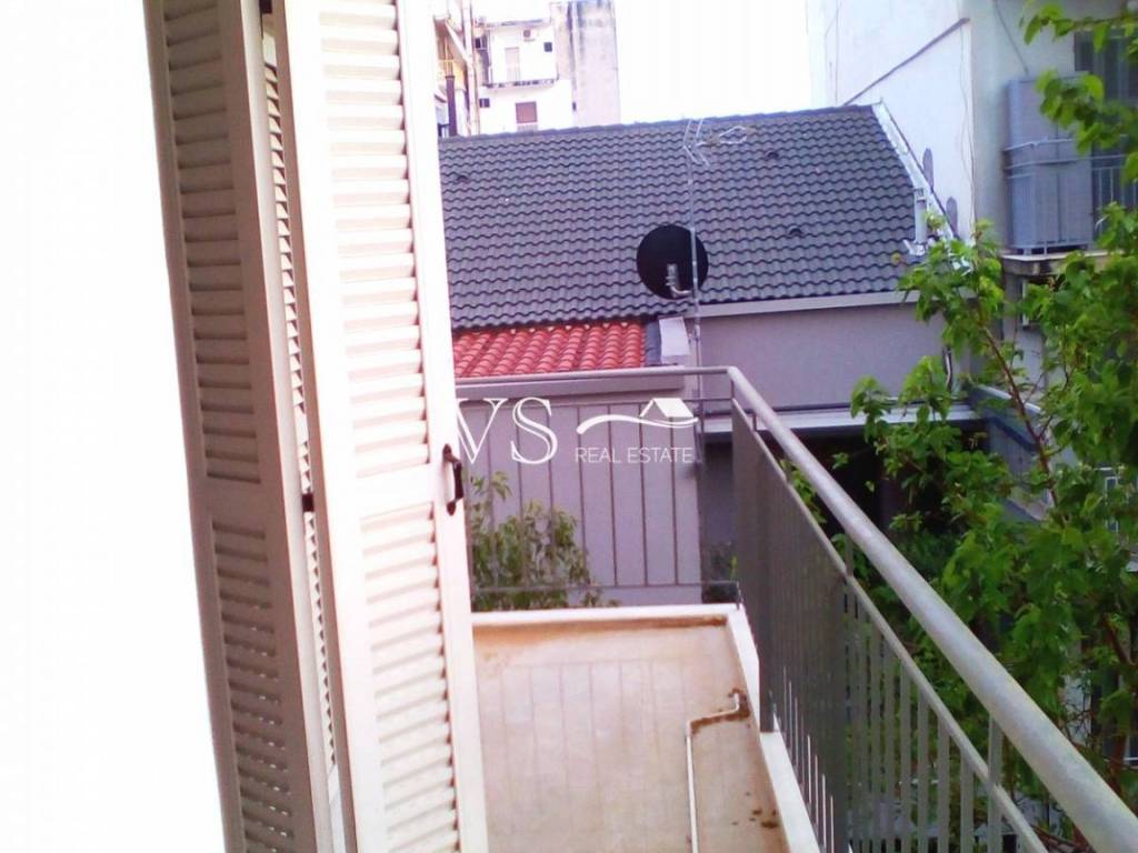 Θέα απο μπαλκόνι