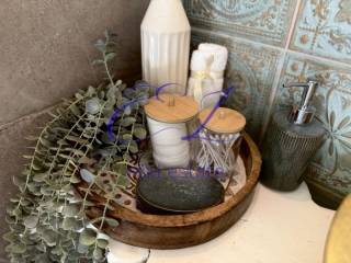 diakosmese ste  megale toyaleta